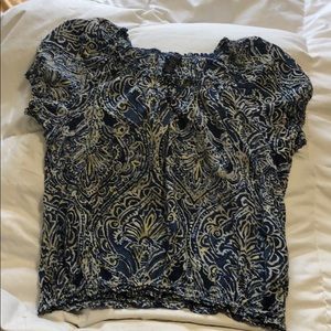 Light and breezy 💯 percent cotton summer top